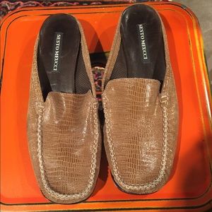 Sesto Meucci Loafer Style Mule.